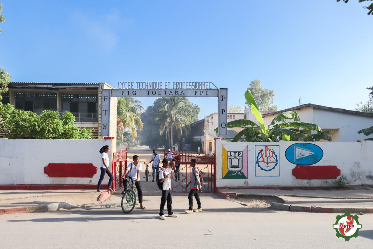 𝗙𝗔𝗠𝗣𝗜𝗧𝗔𝗢𝗩𝗔𝗡𝗔 𝗡𝗬 𝗟𝗧𝗣 𝗧𝗢𝗟𝗜𝗔𝗥𝗔 𝗦𝗬 𝗙𝗔𝗡𝗗𝗥𝗜𝗡𝗗𝗥𝗔𝗡𝗔 𝗡𝗬 𝗙𝗔𝗡𝗗𝗥𝗔𝗜𝗦𝗔𝗡𝗔 𝗠𝗣𝗜𝗔𝗦𝗔𝗠-𝗣𝗔𝗡𝗝𝗔𝗞𝗔𝗡𝗔 𝗘𝗢 𝗔𝗡𝗜𝗩𝗢𝗡’𝗡𝗬 𝗙𝗔𝗠𝗣𝗜𝗔𝗡𝗔𝗥𝗔𝗡𝗔 𝗧𝗘𝗞𝗡𝗜𝗞𝗔 𝗦𝗬 𝗡𝗬 𝗙𝗔𝗡𝗢𝗙𝗔𝗡𝗔𝗡𝗔 𝗔𝗥𝗔𝗞’𝗔𝗦𝗔