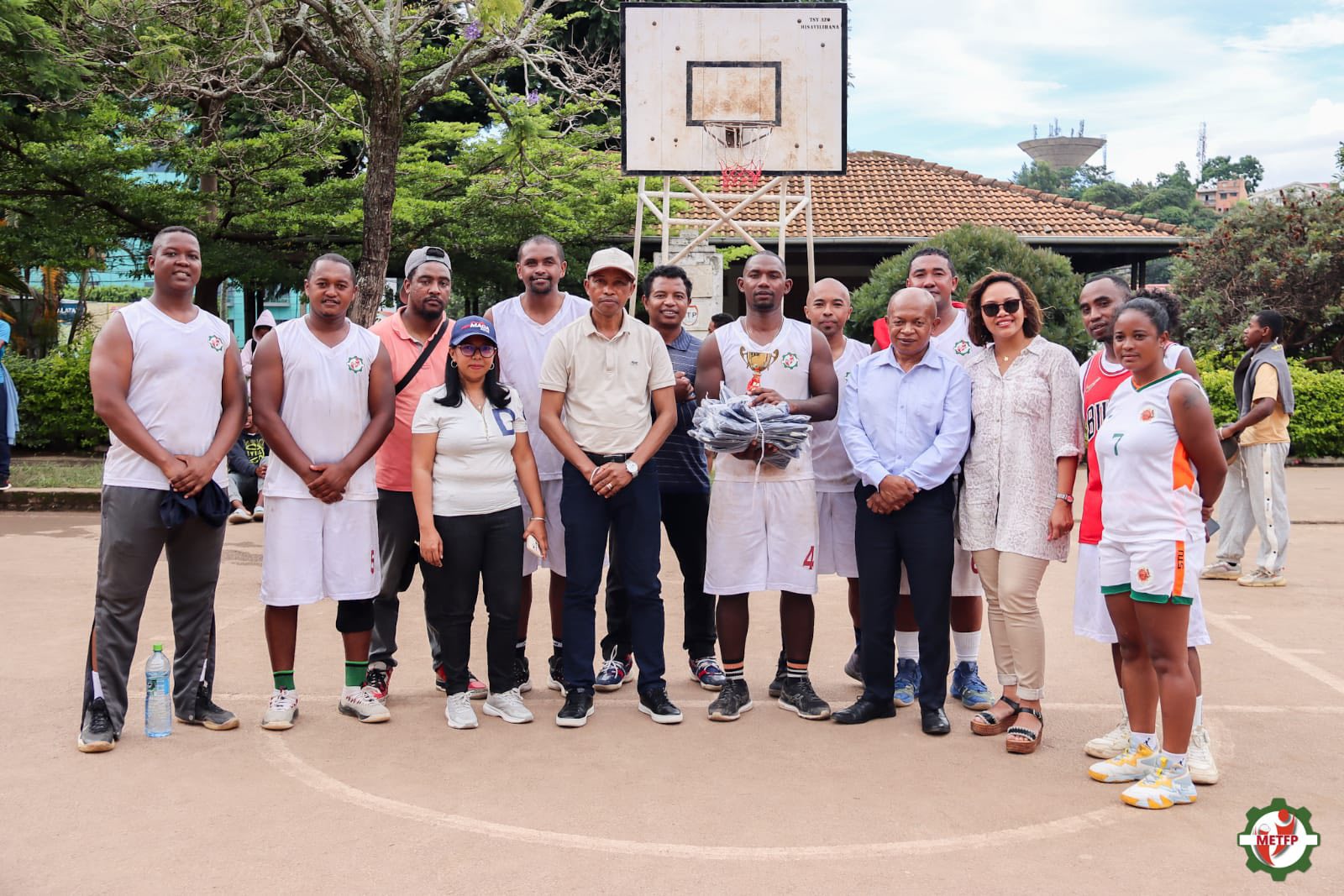 𝗙𝗮𝗻𝗸𝗮𝗹𝗮𝘇𝗮𝗻𝗮 𝗻𝘆 𝗮𝗻𝗱𝗿𝗼𝗻'𝗻𝘆 𝗶𝘃𝗼𝗻-𝘁𝗼𝗲𝗿𝗮𝗺-𝗽𝗮𝗻𝗼𝗳𝗮𝗻𝗮𝗻𝗮 𝗲𝗼 𝗮𝗻𝗶𝘃𝗼𝗻'𝗻𝘆 𝗘𝗧𝗙𝗣.