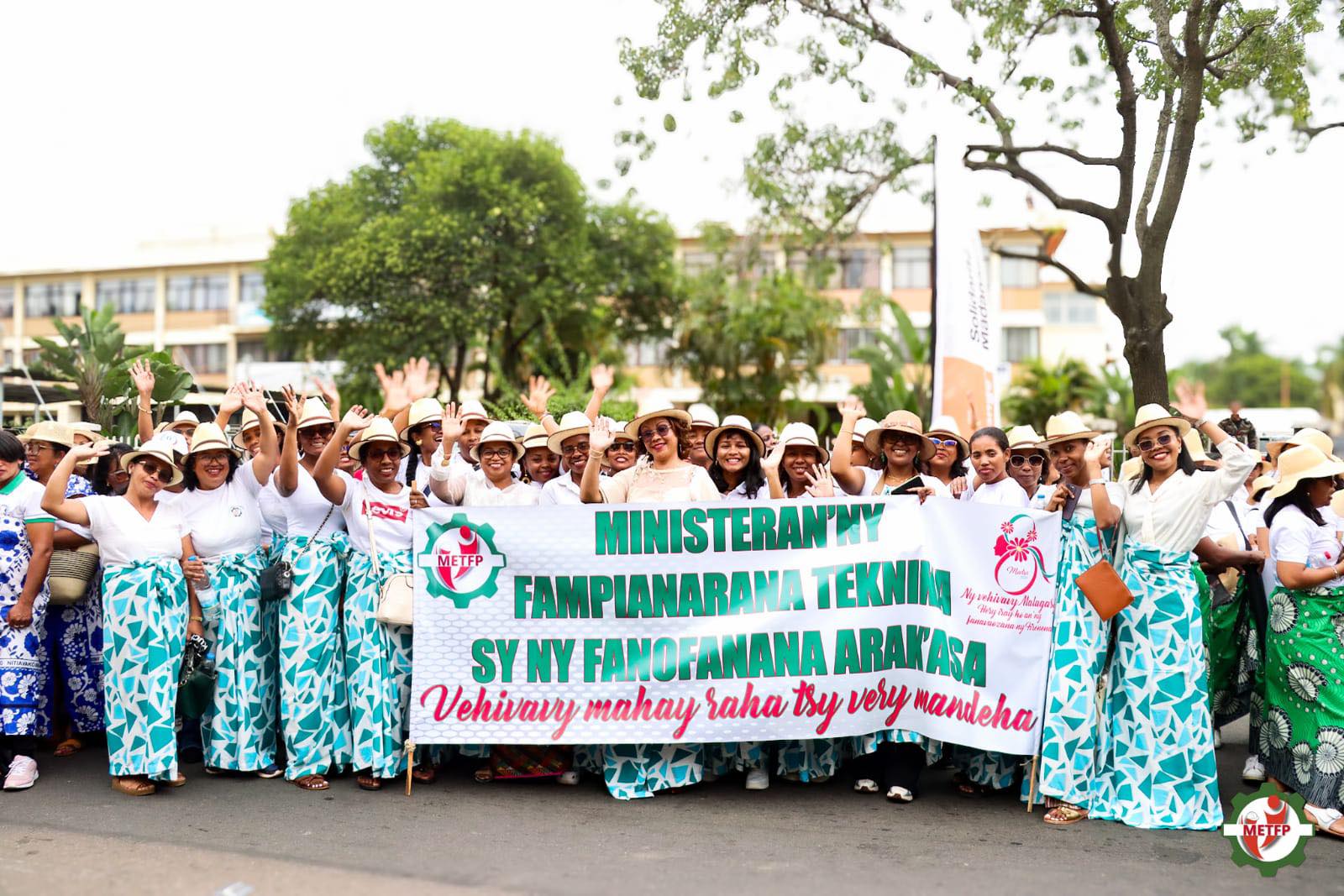 𝟬𝟴 𝗠𝗮𝗿𝘁𝘀𝗮 𝟮𝟬𝟮𝟲 : 𝗔𝗻𝗱𝗿𝗼 𝗶𝗿𝗮𝗶𝘀𝗮𝗺-𝗽𝗶𝗿𝗲𝗻𝗲𝗻𝗮 𝗵𝗼 𝗮𝗻'𝗻𝘆 𝘇𝗼𝗻'𝗻𝘆 𝘃𝗲𝗵𝗶𝘃𝗮𝘃𝘆.