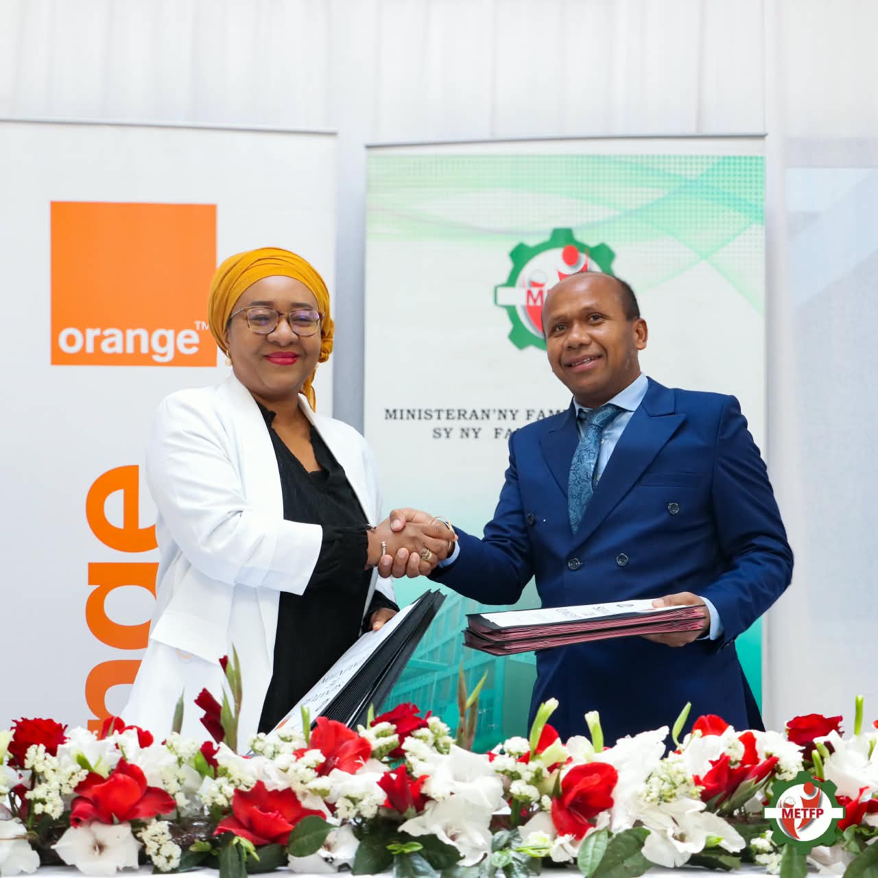 𝐌𝐄𝐓𝐅𝐏 – 𝐎𝐑𝐀𝐍𝐆𝐄 𝐌𝐀𝐃𝐀𝐆𝐀𝐒𝐂𝐀𝐑 : 𝐑𝐄𝐍𝐅𝐎𝐑𝐂𝐄𝐑 𝐋𝐄𝐒 𝐂𝐎𝐌𝐏𝐄́𝐓𝐄𝐍𝐂𝐄𝐒 𝐍𝐔𝐌𝐄́𝐑𝐈𝐐𝐔𝐄𝐒 𝐄𝐓 𝐋’𝐄𝐌𝐏𝐋𝐎𝐘𝐀𝐁𝐈𝐋𝐈𝐓𝐄́